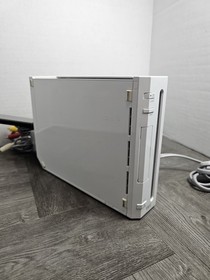 Nintendo Wii Console Gaming System Only RVL-001 White
