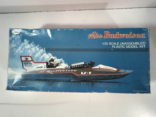 RARE TESTORS MISS BUDWEISER SPEED BOAT 1/25 14" LONG 1978 New Inside