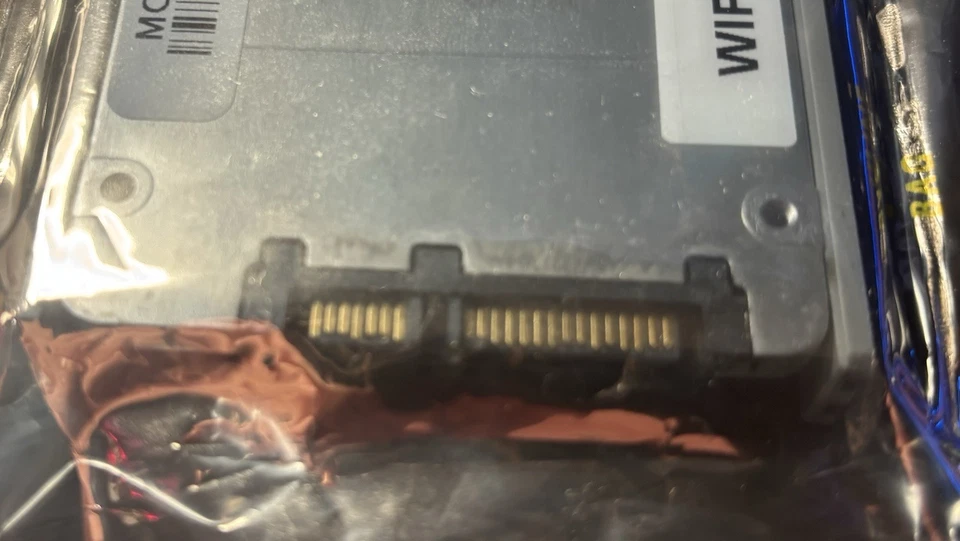 DELL Intel SSD DC S3710 Series 400GB SSDSC2BA400G4R 2.5" SATA SSD 400GB 07C7FK - Image 3 of 4