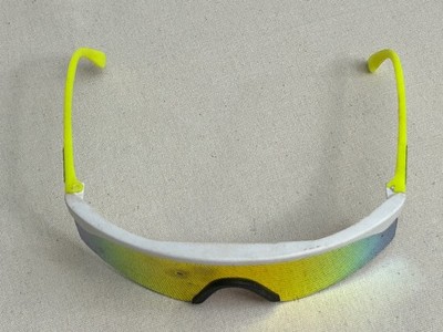 Vintage Originals 80's Oakley Razor Blades Sunglasses Green/White
