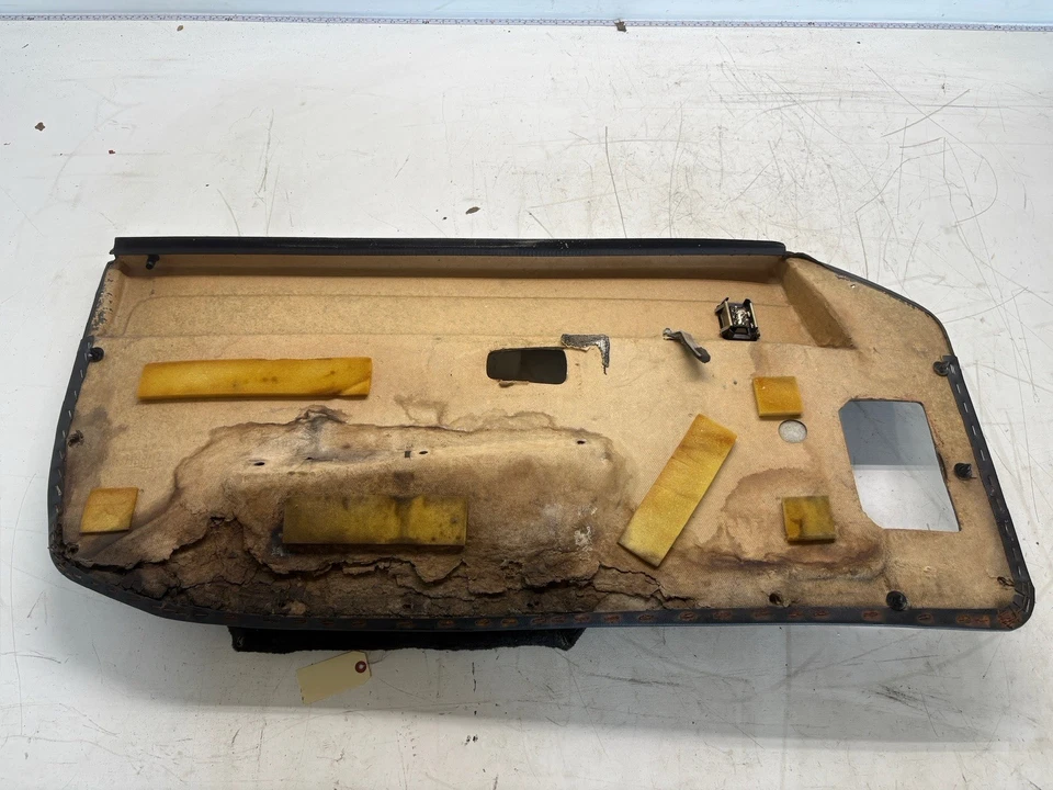 Porsche 944 1984 panel de puerta lateral para pasajeros Foto 4 de 4