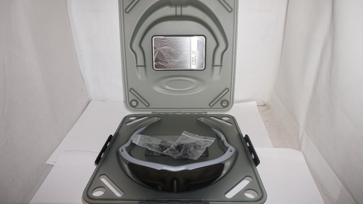 Oakley New Sunglasses 13.11 Limited Edito Matte Fog Prizm Road