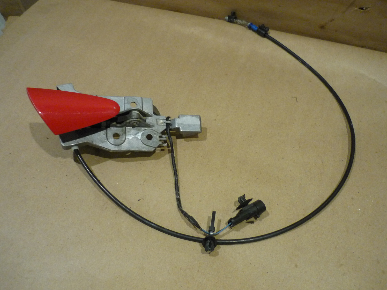 Ferrari California - RH Outer Door Handle Module With Handle - P/N 80821600