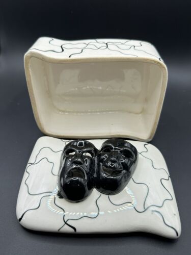 Vtg Comedy Tragedy Lidded Ceramic Black White Trinket Box - Picture 3 of 11
