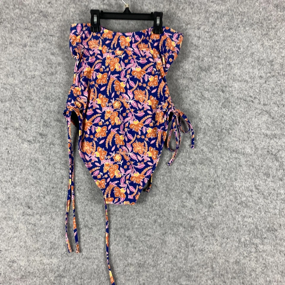 Traje de baño jcrew para mujer 4 Scribble Bikini de corte alto floral Paisley de una pieza Foto 2 de 4