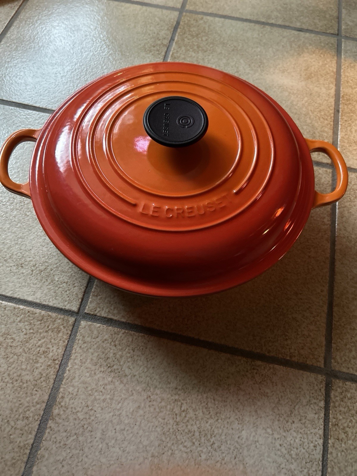 Le Creuset Gusseisen-Bräter mit Deckel 26 cm - Ofenrot, Top!