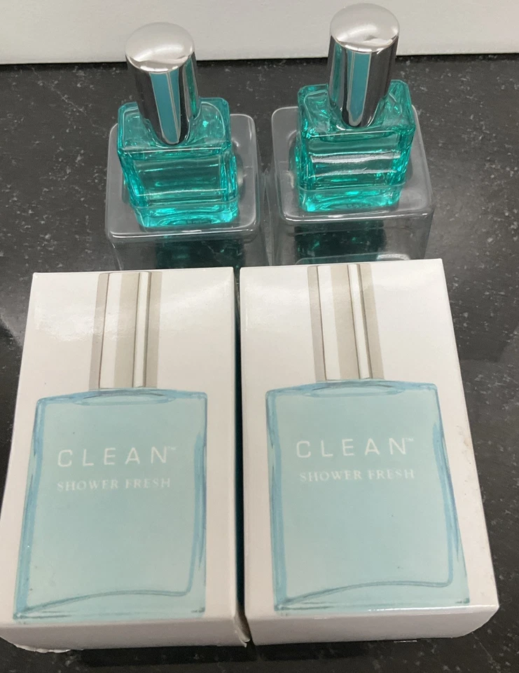 Clean Shower Fresh Eau de Parfum Mini 0.21 OZ LOTE DE 2 NUEVO EN CAJA Foto 4 de 4