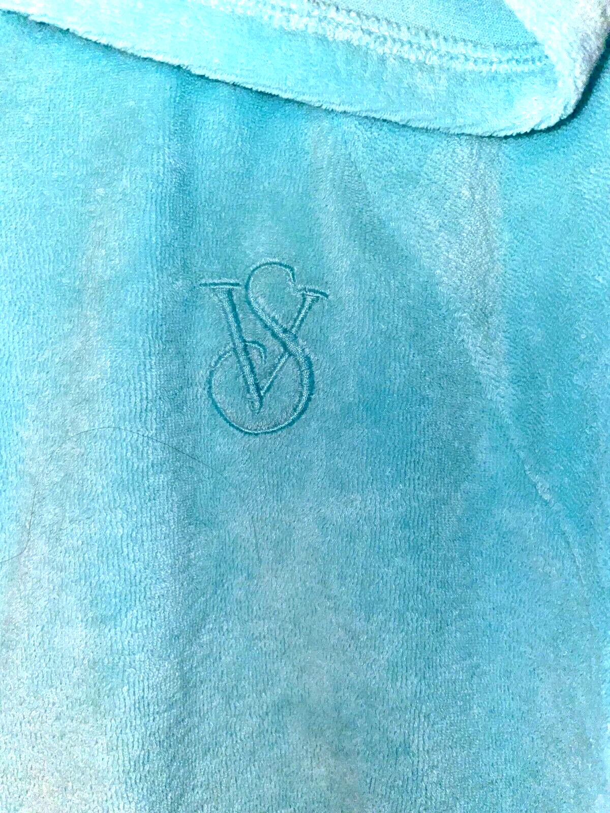 UNDERCOVER Felpa con cappuccio Victoria's Secret On Point blu acqua cropped full zip Terry taglia S