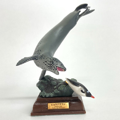 Nature Techni Colour South Pole Mini Figure Leopard Seal Gentoo Penguin Ikimon