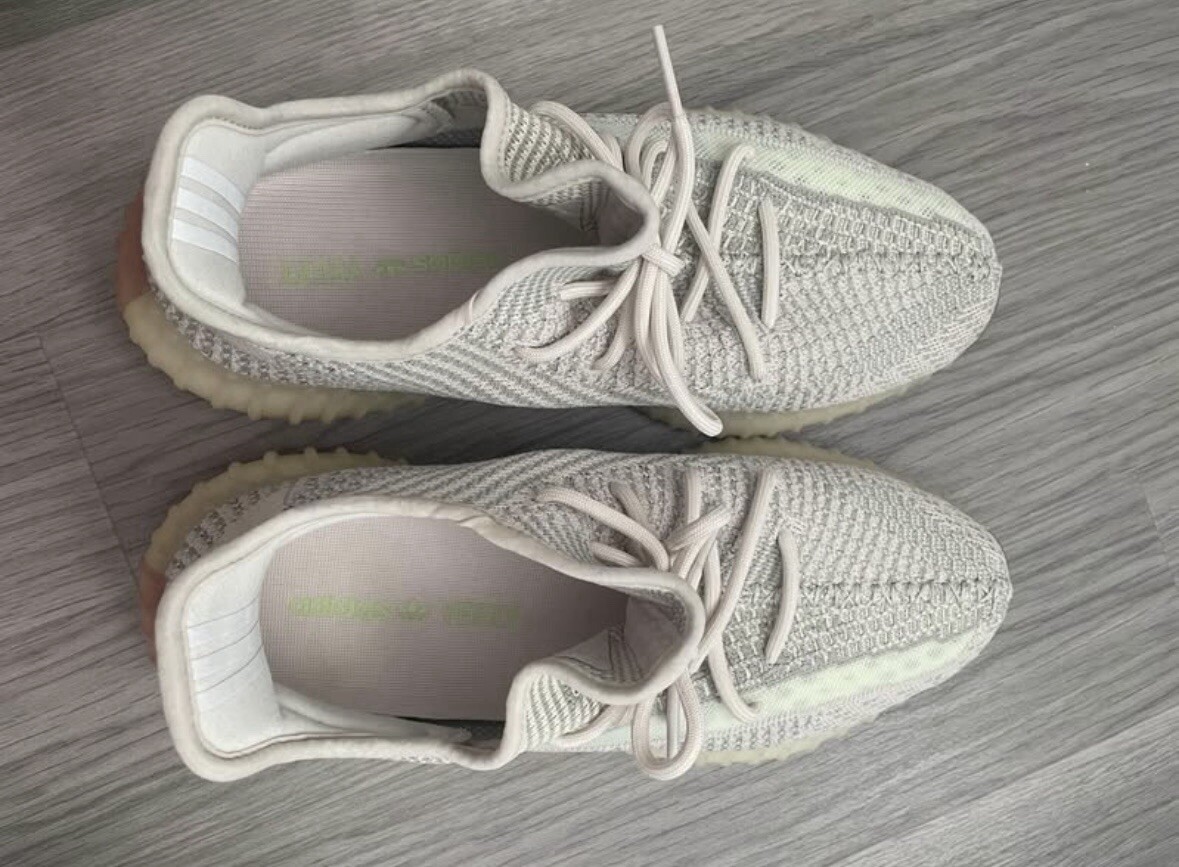 Style Kanye Yeezy Sneakers 350 Kanye Outfits To Wear With Yeezys