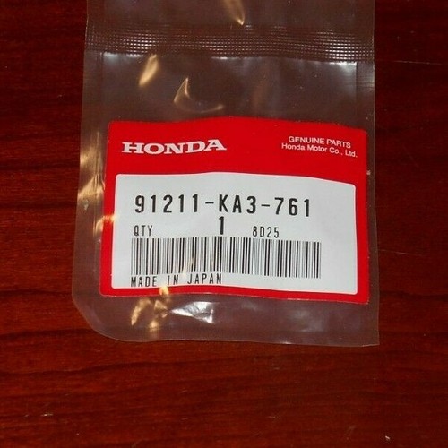 HONDA ENGINE WATER PUMP SEAL 91211KA3761,CR80,CR85,CR125,CR250