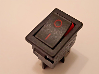 Arcolectric England 15A ROCKER SWITCH 15A 125VAC/ 10A 250V