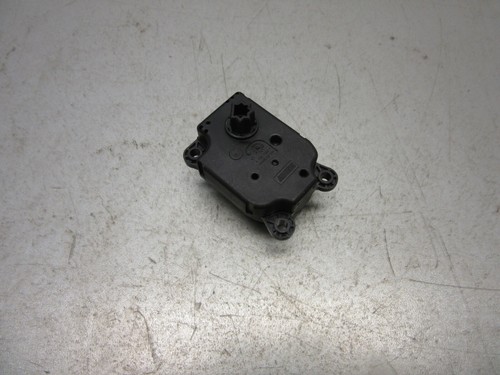 FORD FOCUS III Stellmotor Heizung Klima AV6N-19E616-AA 10TKM Bj.2018 (293)