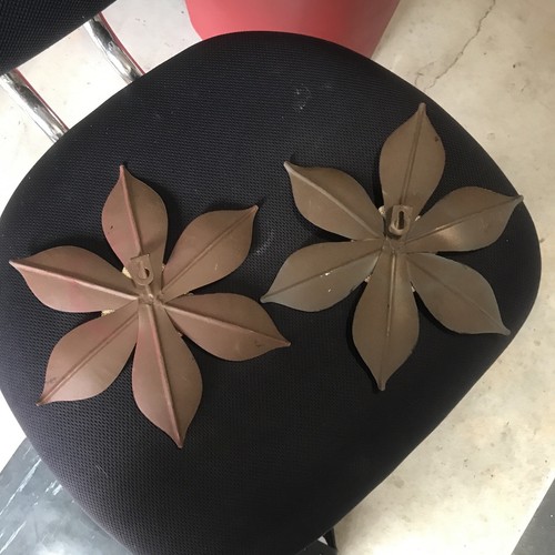 Patio Yard Wall Metal Art Flowers 2 ct 8" - Picture 14 of 18