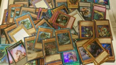 Yugioh 100 Karten 20 = Rares Inkl 5 Ultra/Secret 10 Rare & 5 Super Keine Duplikate