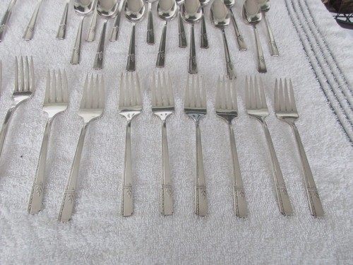 SET OF 51-~~Oneida Prestige Plate Grenoble Silverplate 1938 Flatware Set~~CLEAN! - Picture 3 of 16