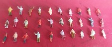 30 Ausstattungsfiguren, Spur N, Maßstab 1:160, Ausführung: stehend, Neu