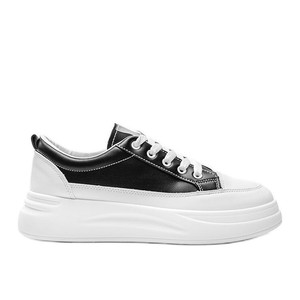 Zapatillas blancas de suela alta.Coqueta moda mujer - Coqueta Moda Mujer