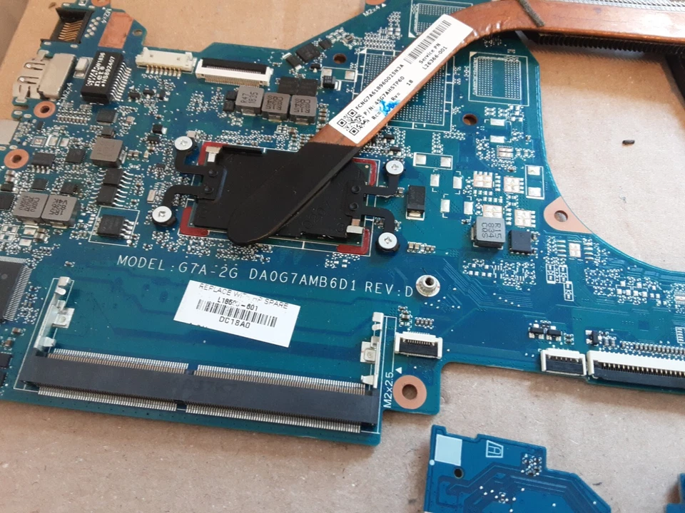 HP Pavilion 14-CE TPN-Q207 L18496-601 L18496-001 G7A-2G DA0G7AMB6D1, i7-8550 - Bild 2 von 4