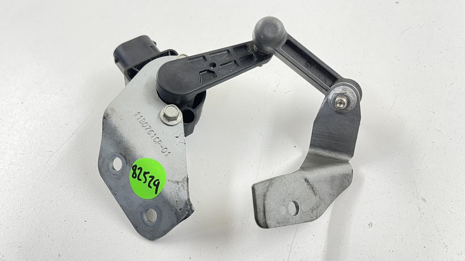 15-17 MCLAREN 650S DRIVER LEFT FRONT HEADLIGHT HEIGHT LEVEL SENSOR 11M0253CP OEM