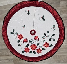 VTG Home Interiors Christmas Tree Skirt Appliqued Poinsettias Sequins Birds NWT