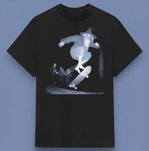Albus Dumbledore Wizard Skating Shirt - Lord Of The Rings Tee For Fans Gift - 第 7/7 張圖片