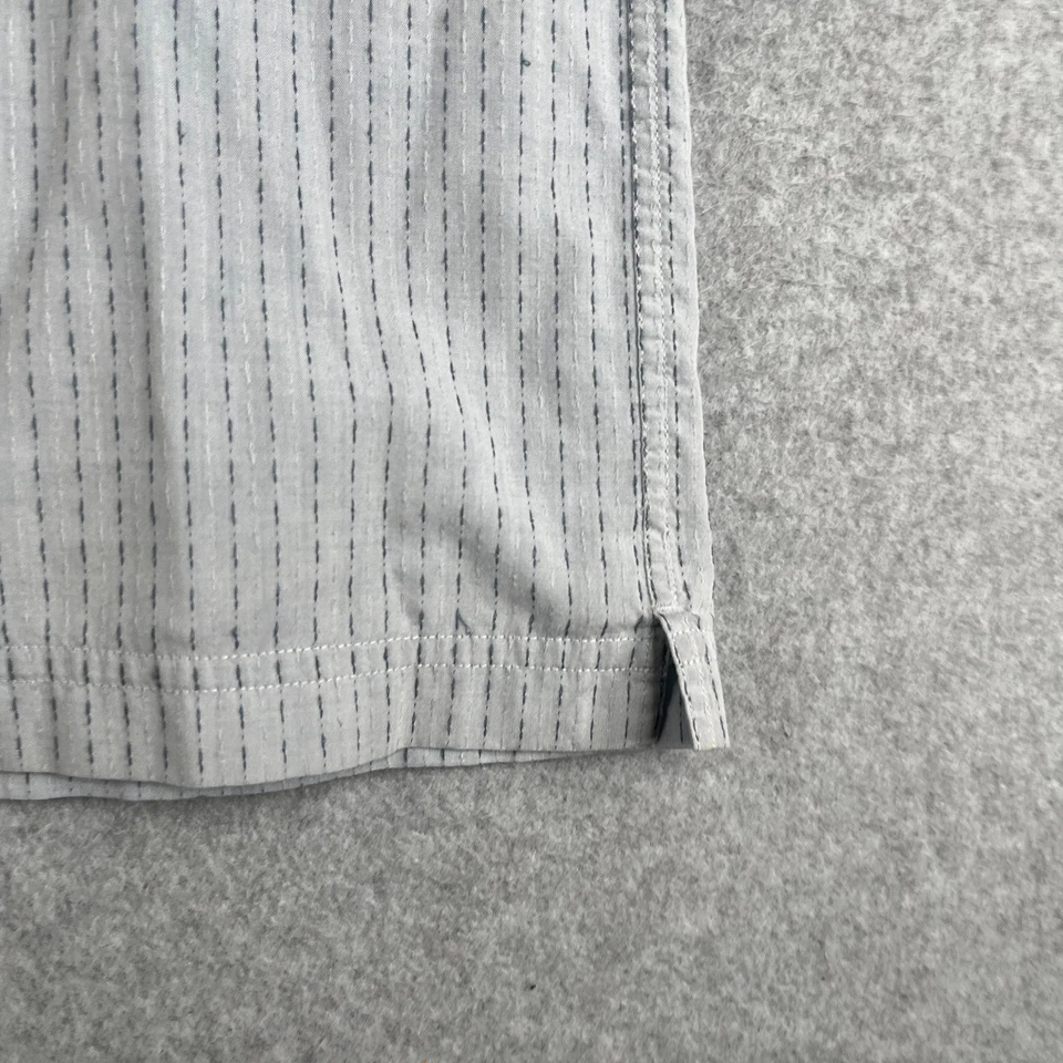 Horny Toad Shirt Large Gray Striped Lightweight Button Up Short Sleeve Mens - Image 2 of 4