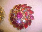 4 Vintage Rhinestone Brooches Pin Spectactular Red, Blue, Yellow and Clear — photo 4