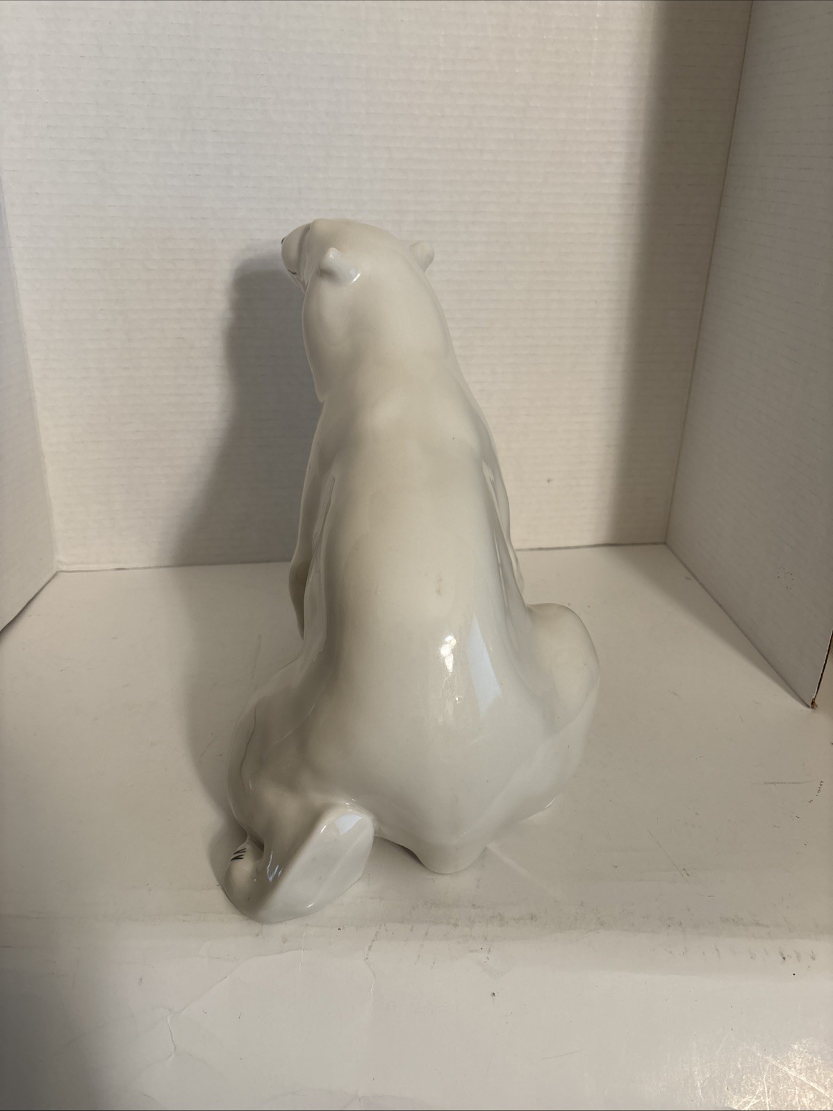 BING & GRONDAHL - Polar Bear Porcelain Figurine  #320 - Made in Denmark