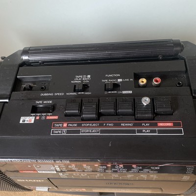 Ghettoblaster Sharp WQ-T238H Double Cassette - Radio AM/FM, état Correct