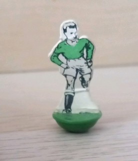 SPARE IRELAND CARD NEWFOOTY ( SUBBUTEO) FIGURE