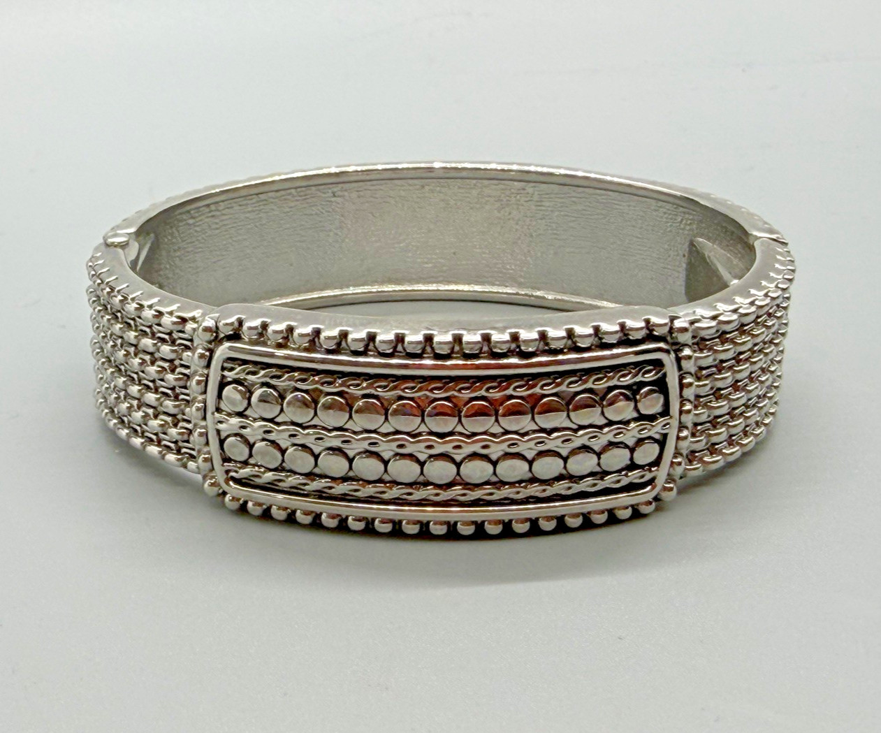 Silver Tone Multi Row Beaded Dimensional Clamper … - image 8