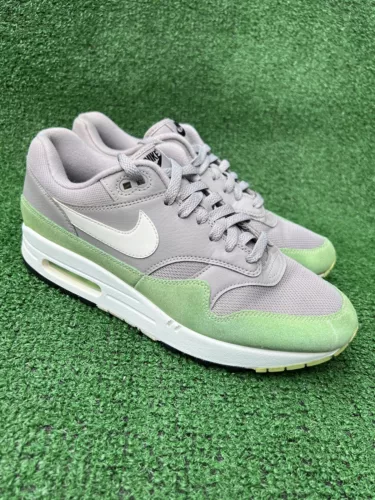 Nike Air Max 1 Atmosphere Grey White Fresh Mint Mens Size 9 АН8145-015 Pre-owned