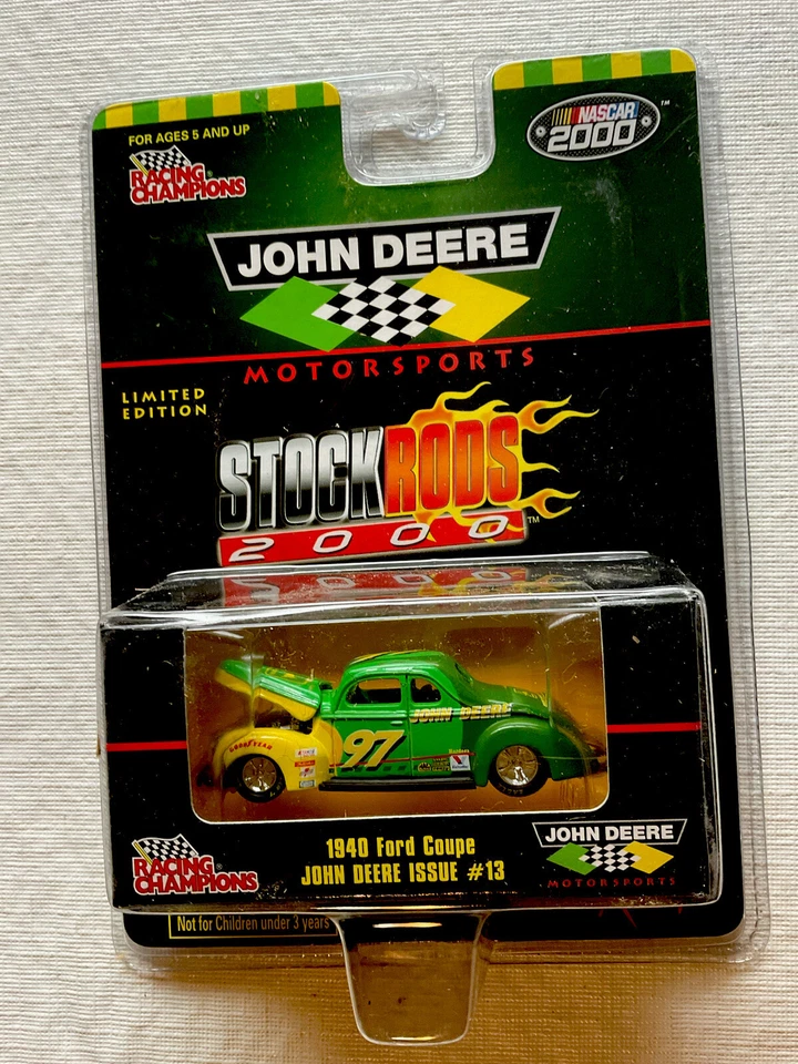 NASCAR 2000 约翰迪尔赛车冠军 1/64 压铸玩具。 八件套 — 第 4/4 张图片