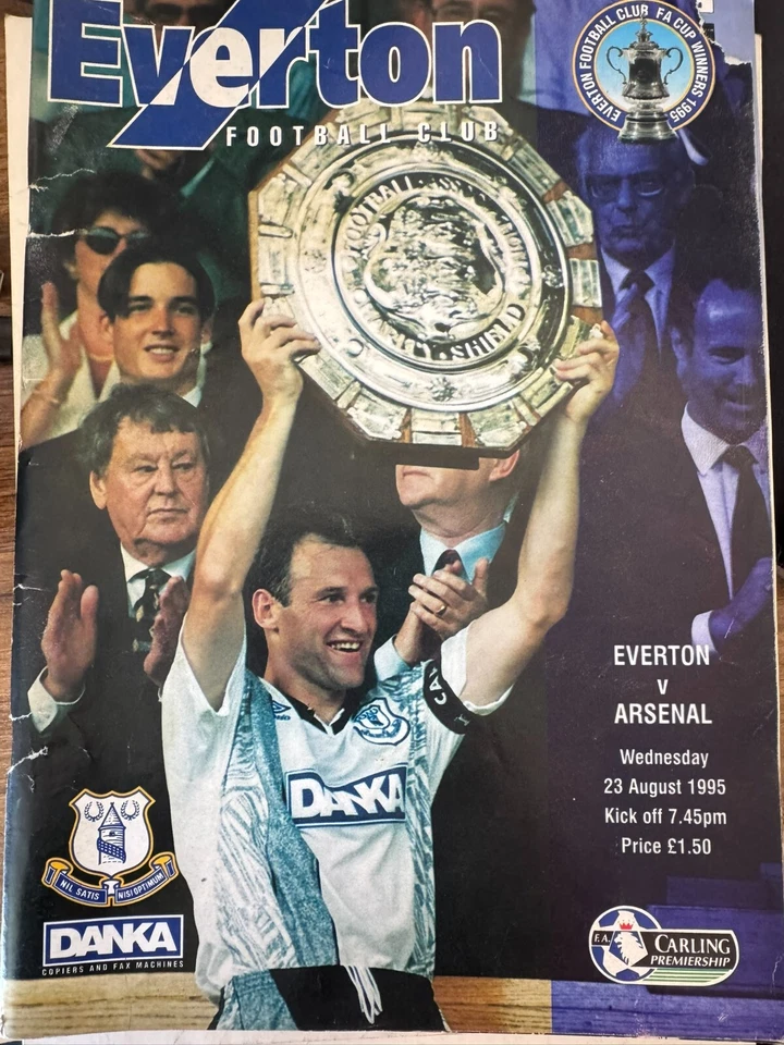 Everton Football programmes 1995-2002 - Image 3 of 4