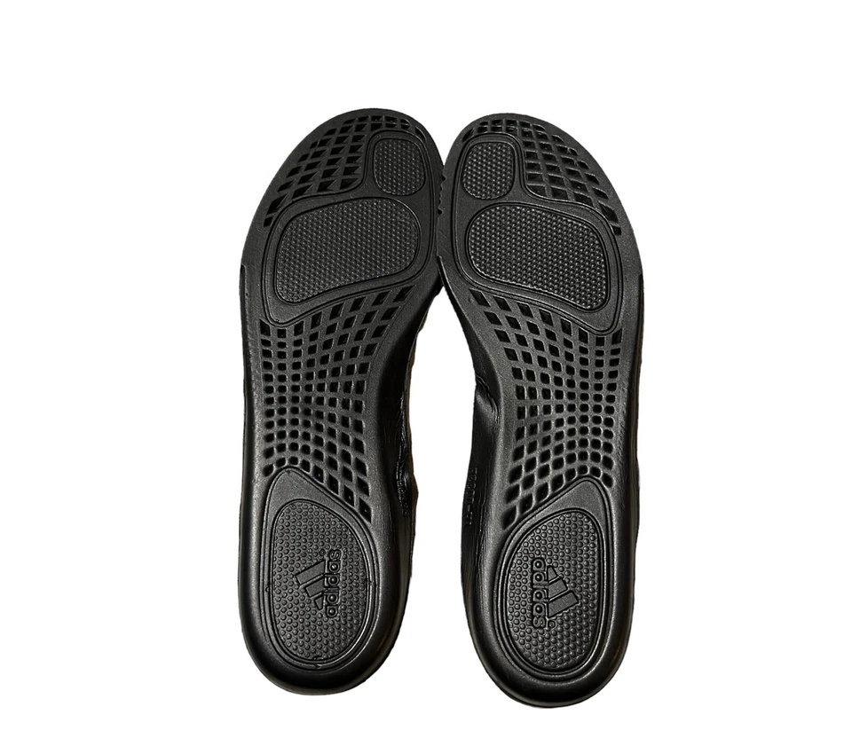 Talla 9.5 - Adidas Yeezy Boost 700 V1 MNVN Negro Foto 4 de 4