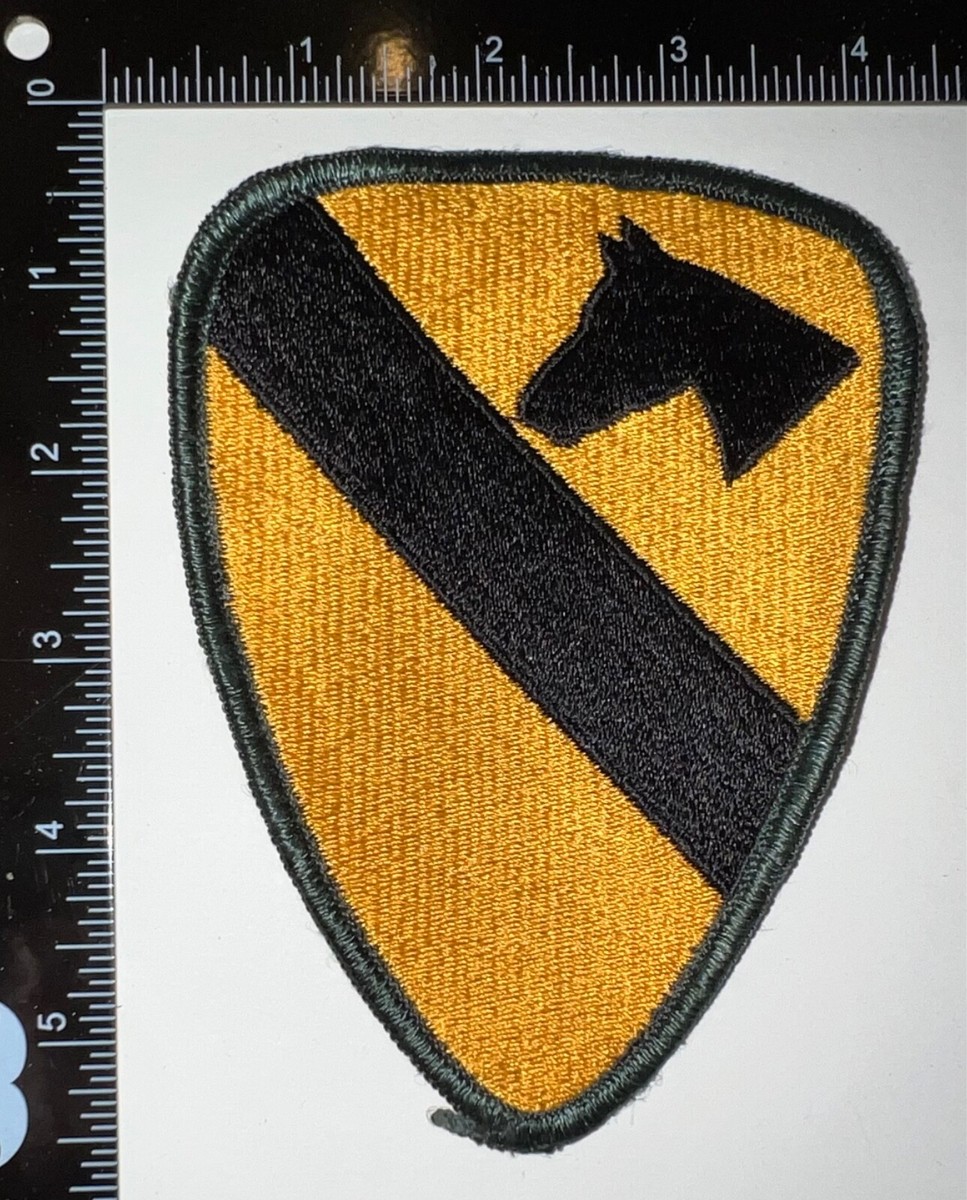 ★アメリカ軍＊南ベトナム軍ギャラントリークロス＊キャップバッジ s-l1200.jpg