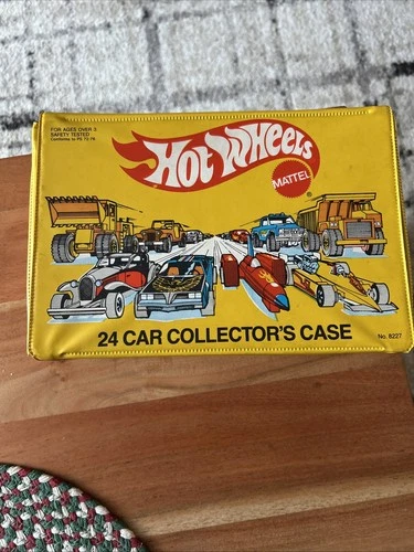 Vintage 1983 Hot Wheels 24 Car Collector's Case Storage Yellow BW No. 8227 USA