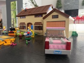 LEGO The Simpsons: The Simpsons House (71006) 100% Complete