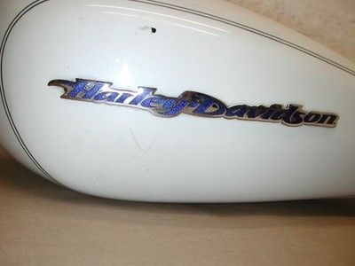 HARLEY DAVIDSON Sportster XL1200C Custom 04-06 OEM 4.5 Gallon Fuel