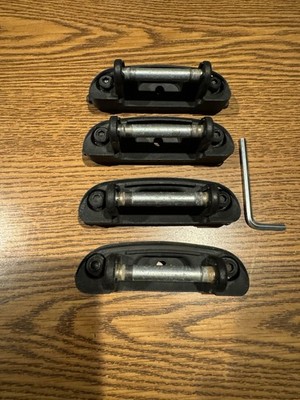 Set of 4  Thule TK1 bases for Thule 430 and 430R Tracker ----SALE-----