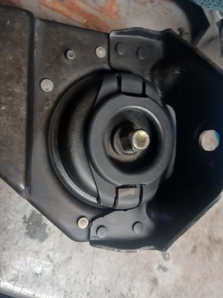 Chevrolet Tahoe 2006 elevador de neumático de repuesto cabrestante portador de rueda OEM 10385565 Foto 4 de 4