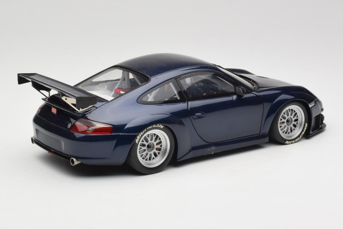 1/18 ポルシェ Porsche 911 GT3 (997 996 991) 1/18 AUTOart PORSCHE 911 (997) GT3 RSR 2009 PLAIN BODY