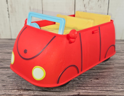 Peppa Pig's Red Family Car Good Condition Works/Tested Just Needs Batteries
