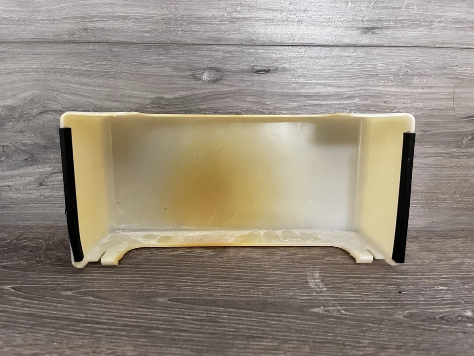 Пластиковая крышка объектива для открывания гаражных дверей Chamberlain модель 1265L MReplacement - Изображение 2 из 2