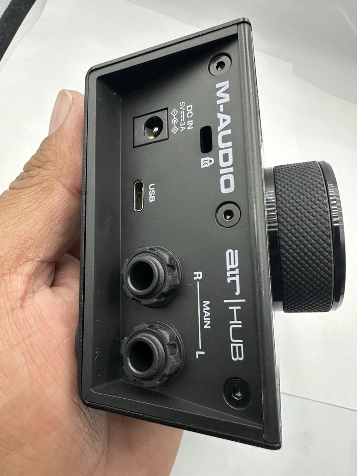 M-Audio AIR|Hub USB Audio Interface & 3-Port USB Hub–Desktop Monitor Controller - Image 3 of 4