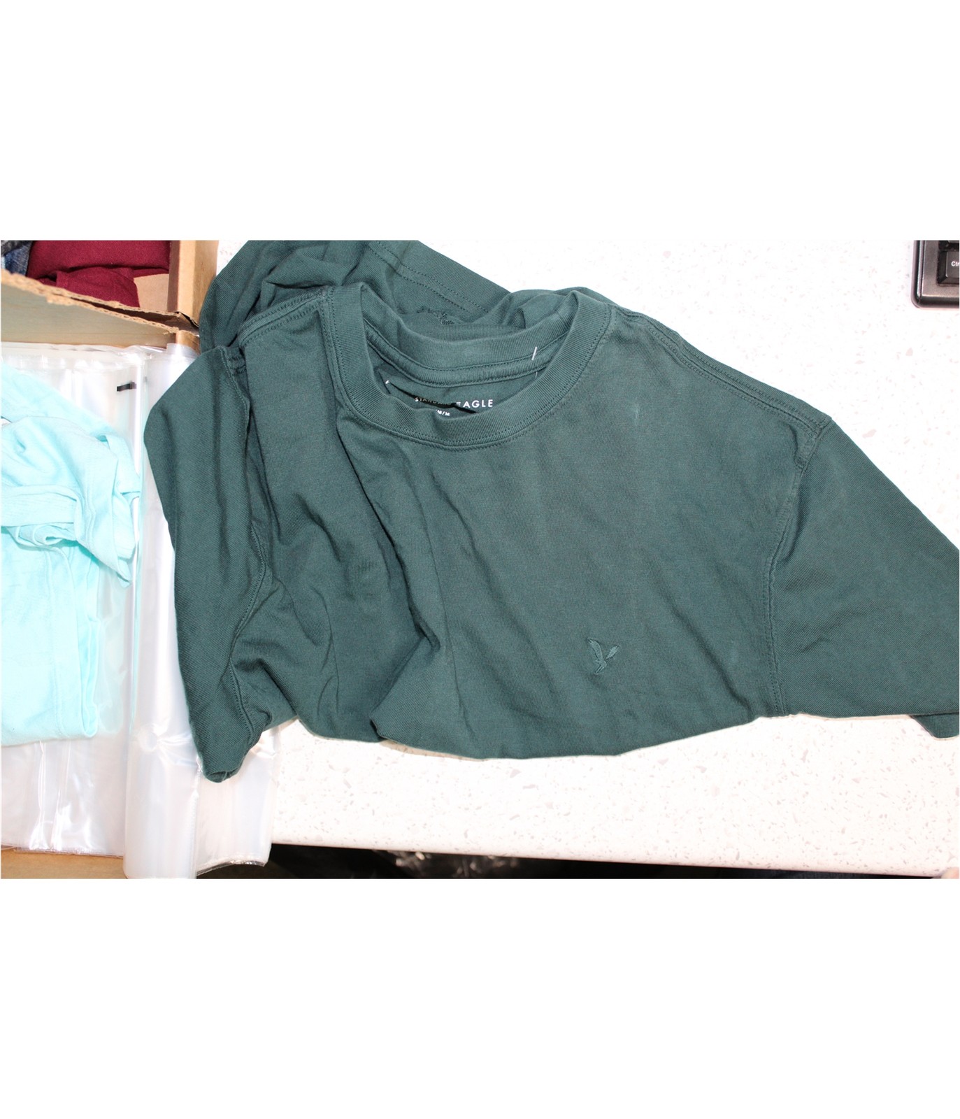 American Eagle Mens Solid Basic T-Shirt, Green, M… - image 3