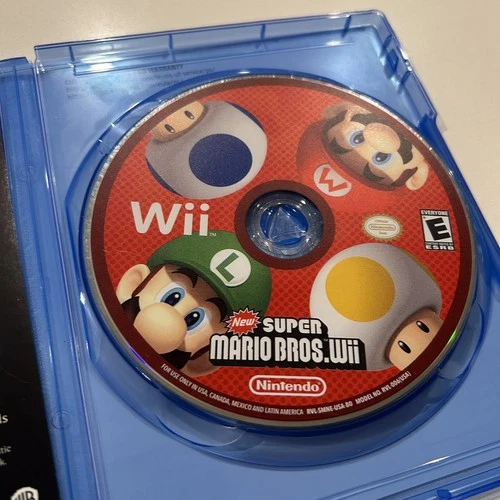 New Super Mario Bros. Wii (Nintendo Wii, 2009) DISK ONLY  - Working