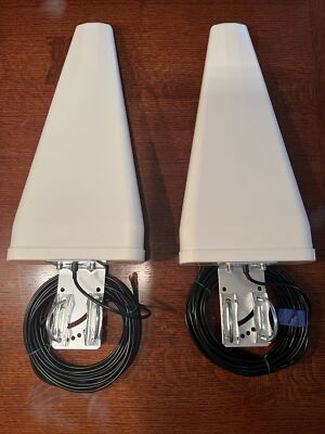 2x 4G External LPDA 4G Antennas + 2x 35 FT RG-58 Cables And Pole Mount Brackets