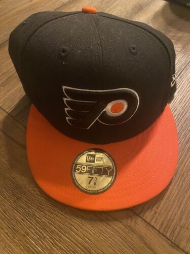 New Era NE 59Fifty Flyers Black And Orange Fitted Cap Hat 7 3/8 - Picture 1 of 5